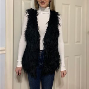 Ark & Co Faux Fur Vest in Black
